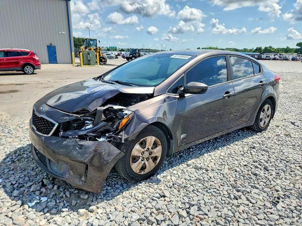 2017 KIA FORTE