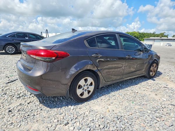 2017 KIA FORTE LX Base