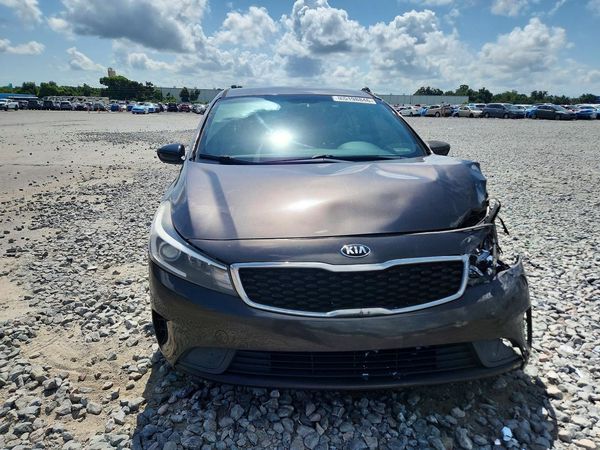 2017 KIA FORTE LX Base