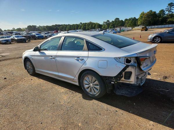 2016 HYUNDAI SONATA GL (Middle-Low)