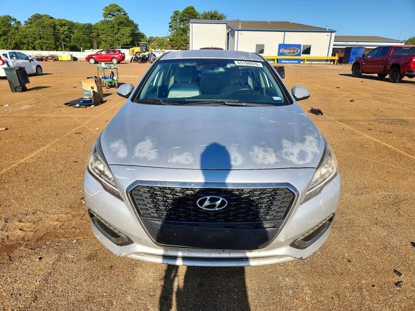 2016 HYUNDAI SONATA GL (Middle-Low)
