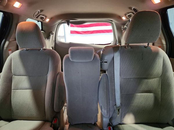2017 TOYOTA SIENNA