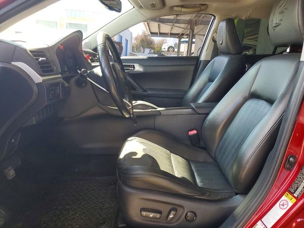 2012 LEXUS CT 200h