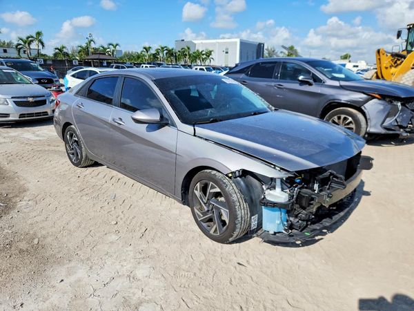 2024 HYUNDAI ELANTRA SEL w/ Convenience Pkg