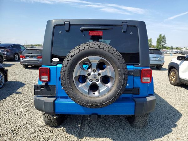 2016 JEEP WRANGLER UNLIMITED SAHARA 4X4 — DIRR