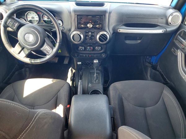 2016 JEEP WRANGLER UNLIMITED SAHARA 4X4 — CKPT