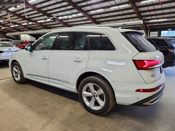 2021 AUDI Q7 quattro Premium