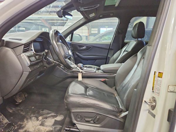 2021 AUDI Q7 quattro Premium