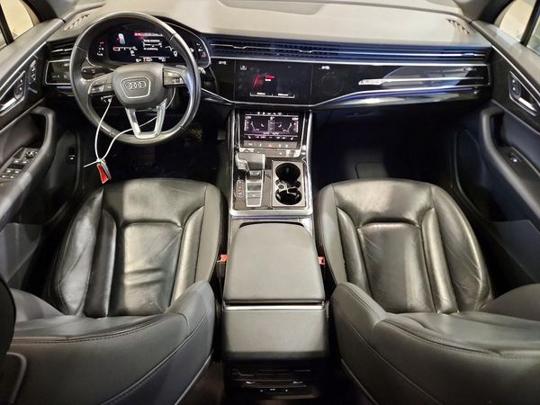 2021 AUDI Q7 quattro Premium