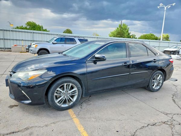 2017 TOYOTA CAMRY