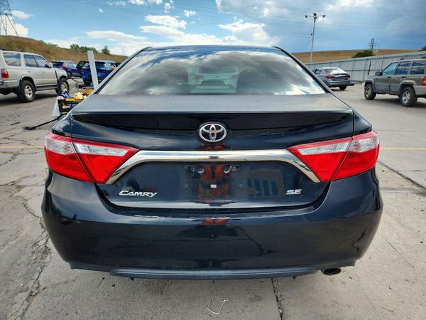 2017 TOYOTA CAMRY