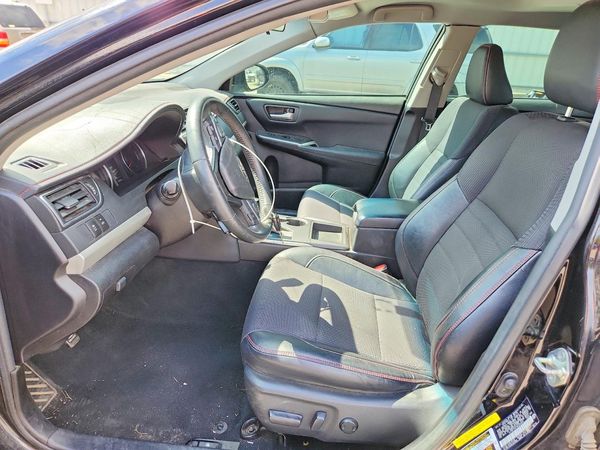 2017 TOYOTA CAMRY