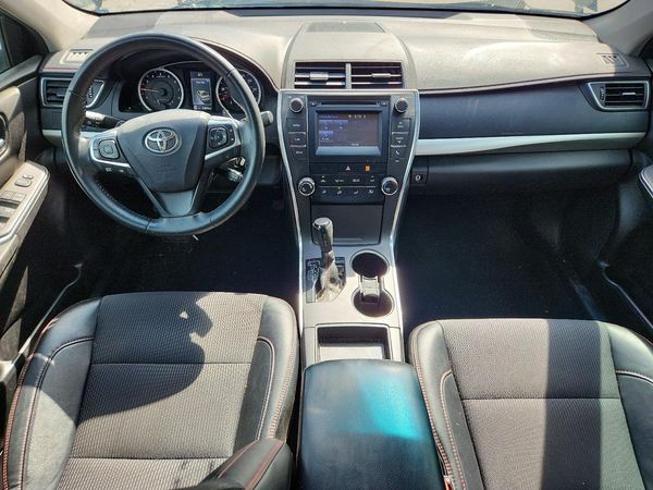 2017 TOYOTA CAMRY