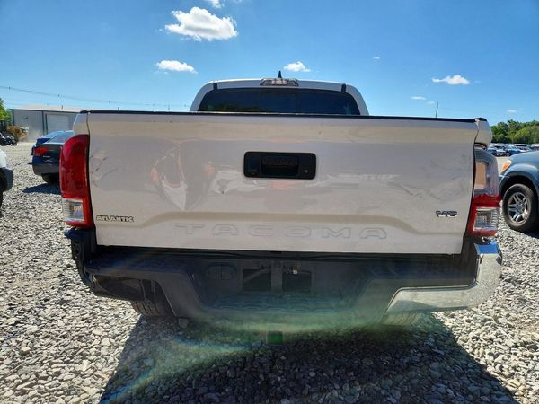 2016 TOYOTA TACOMA