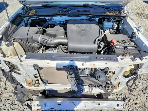 2016 TOYOTA TACOMA