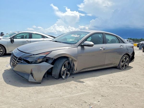 2021 HYUNDAI ELANTRA