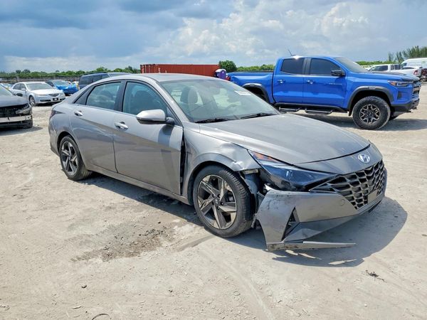 2021 HYUNDAI ELANTRA