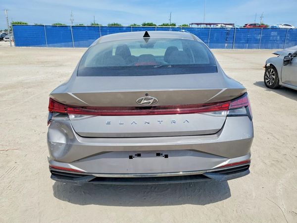 2021 HYUNDAI ELANTRA