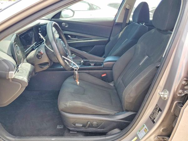 2021 HYUNDAI ELANTRA
