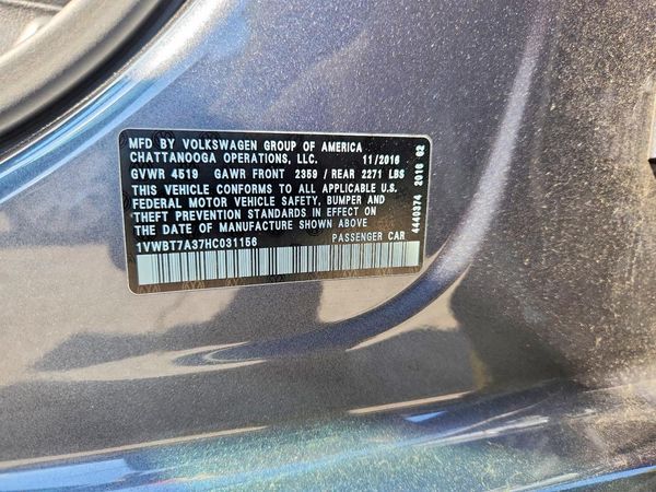 2017 VOLKSWAGEN PASSAT SE