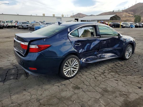 2013 LEXUS ES
