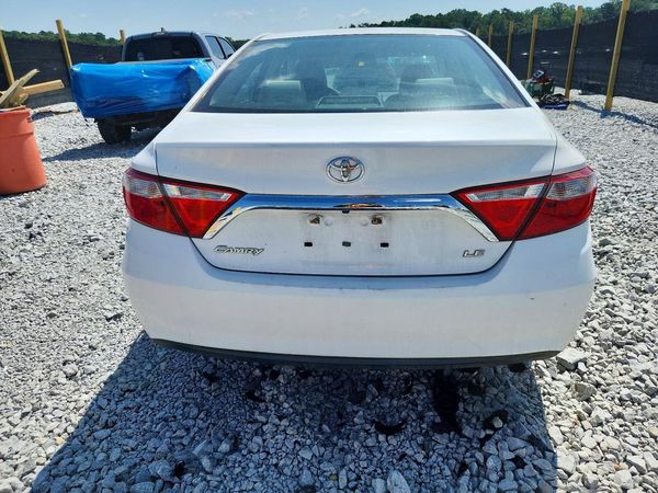 2016 TOYOTA CAMRY
