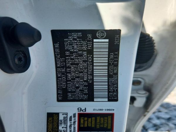 2016 TOYOTA CAMRY