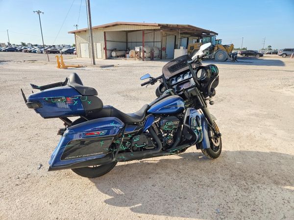 2022 HARLEY-DAVIDSON FLHTK