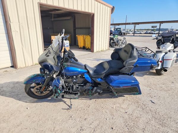 2022 HARLEY-DAVIDSON FLHTK