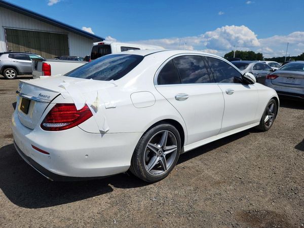 2017 MERCEDES-BENZ E E300-4M