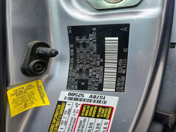 2012 TOYOTA SIENNA