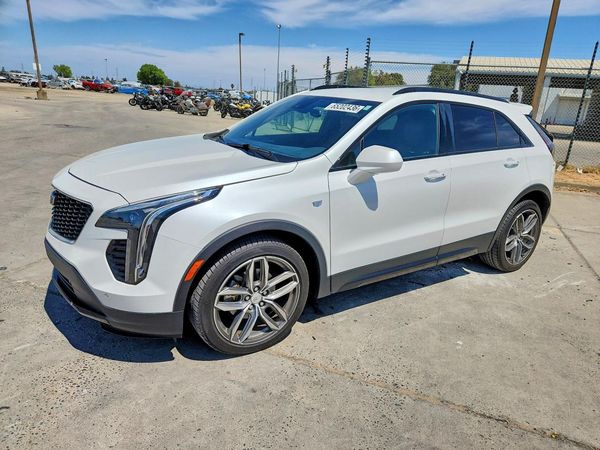 2019 CADILLAC XT4 Sport