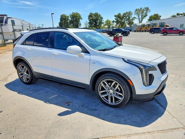 2019 CADILLAC XT4 Sport