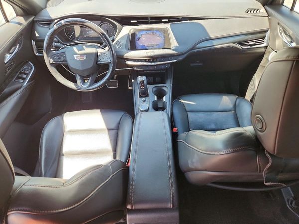 2019 CADILLAC XT4 Sport