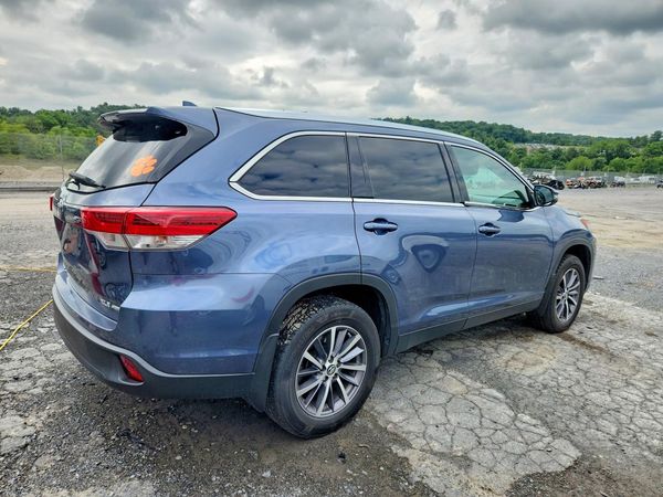 2019 TOYOTA HIGHLANDER SE/XLE