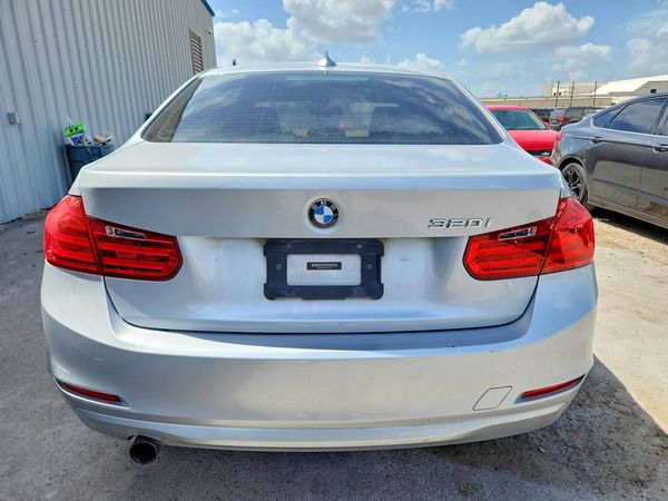 2014 BMW 320 SA