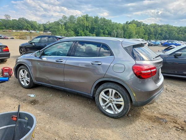 2020 MERCEDES-BENZ GLA GLA250-4M
