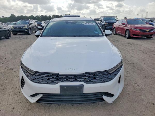 2022 KIA K5