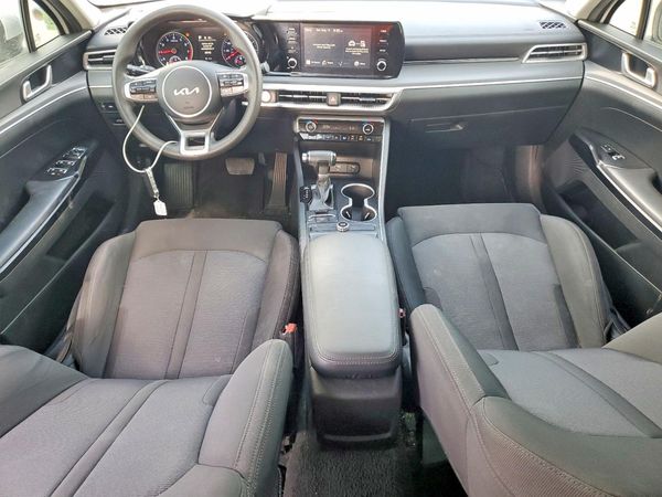 2022 KIA K5