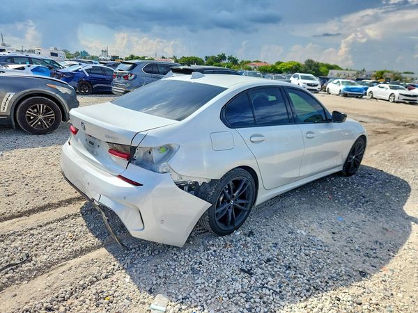 2021 BMW 330XI xDrive