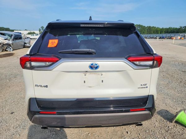2020 TOYOTA RAV4 XSE HV