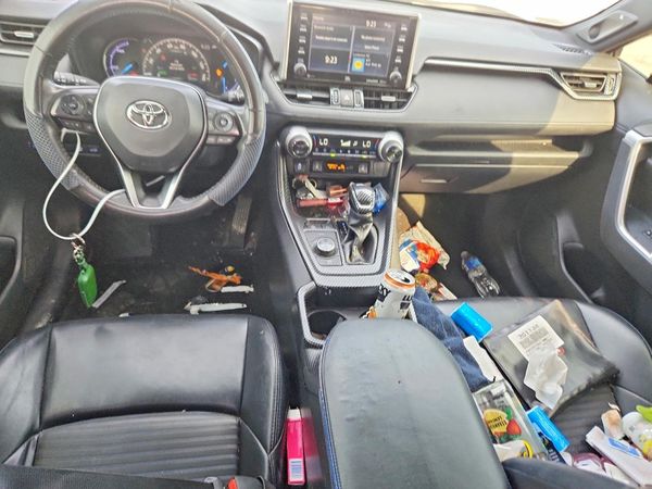 2020 TOYOTA RAV4 XSE HV