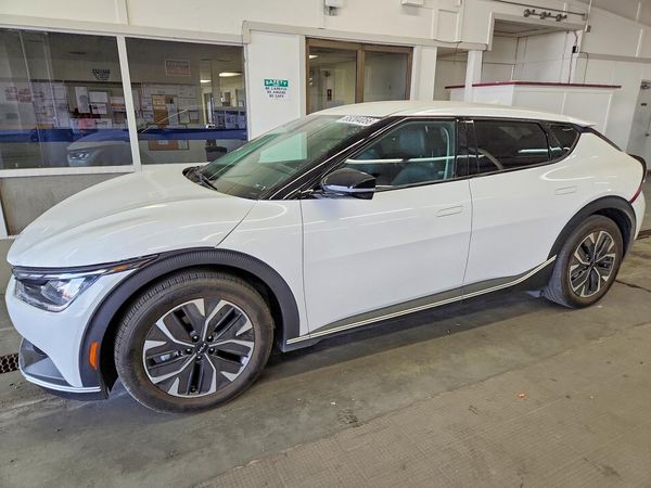 2024 KIA EV6