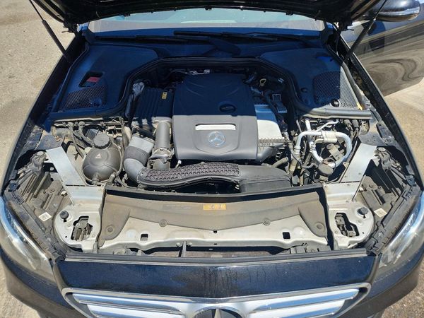 2018 MERCEDES-BENZ E E300