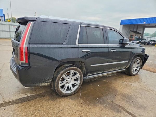 2016 CADILLAC ESCALADE