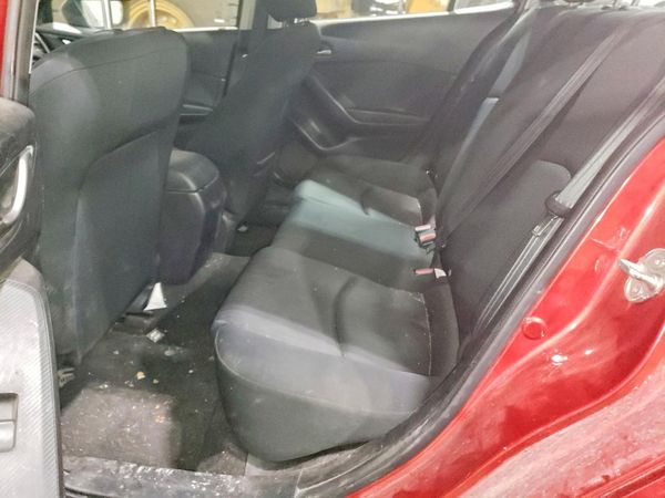 2015 MAZDA 3