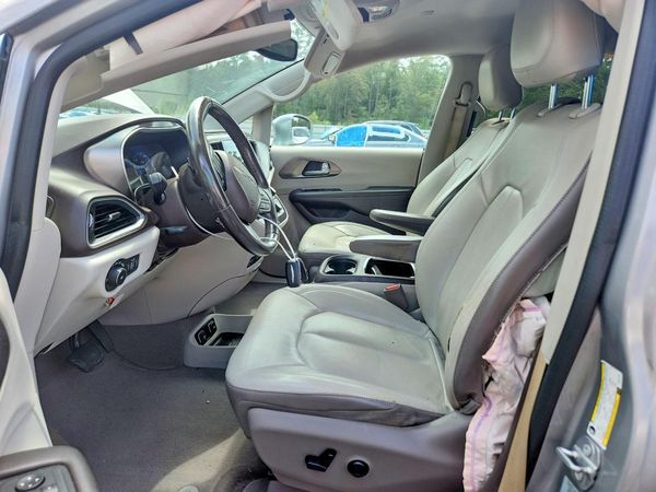 2017 CHRYSLER PACIFICA Touring L Plus