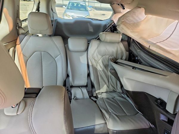 2017 CHRYSLER PACIFICA Touring L Plus