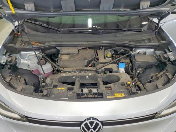 2022 VOLKSWAGEN ID.4 Pro S — Engine bay