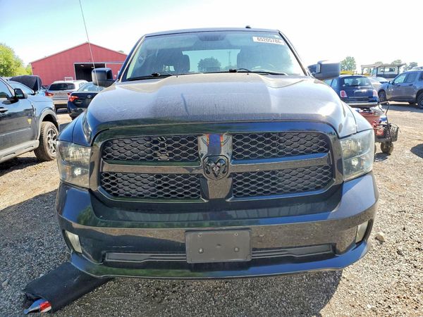 2017 RAM 1500 ST